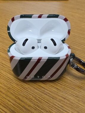 Airpods 4 Earbuds